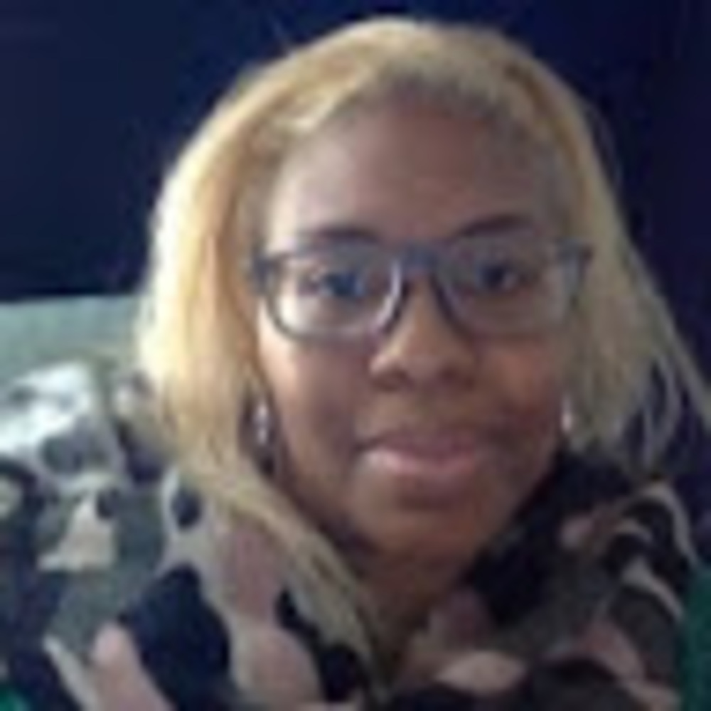 Meet your Posher, Tealy